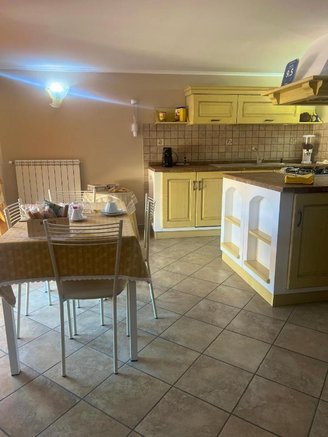 Alba Chiara Bed and Breakfast Anzio Eksteriør billede